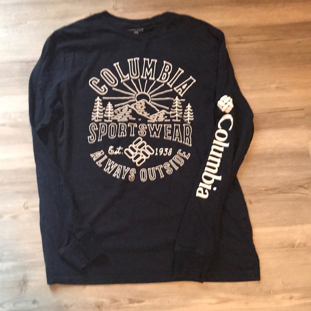 Columbia Men’s medium long sleeve tee